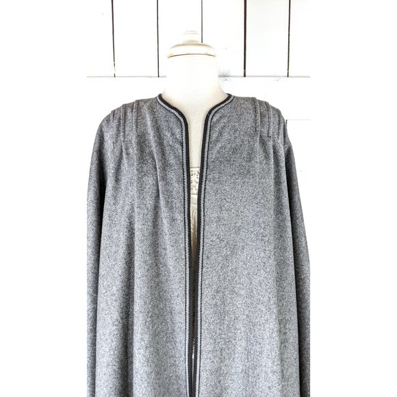 Vintage Windsmoor grey wool blanket poncho cover up cape - Picture 4 of 6